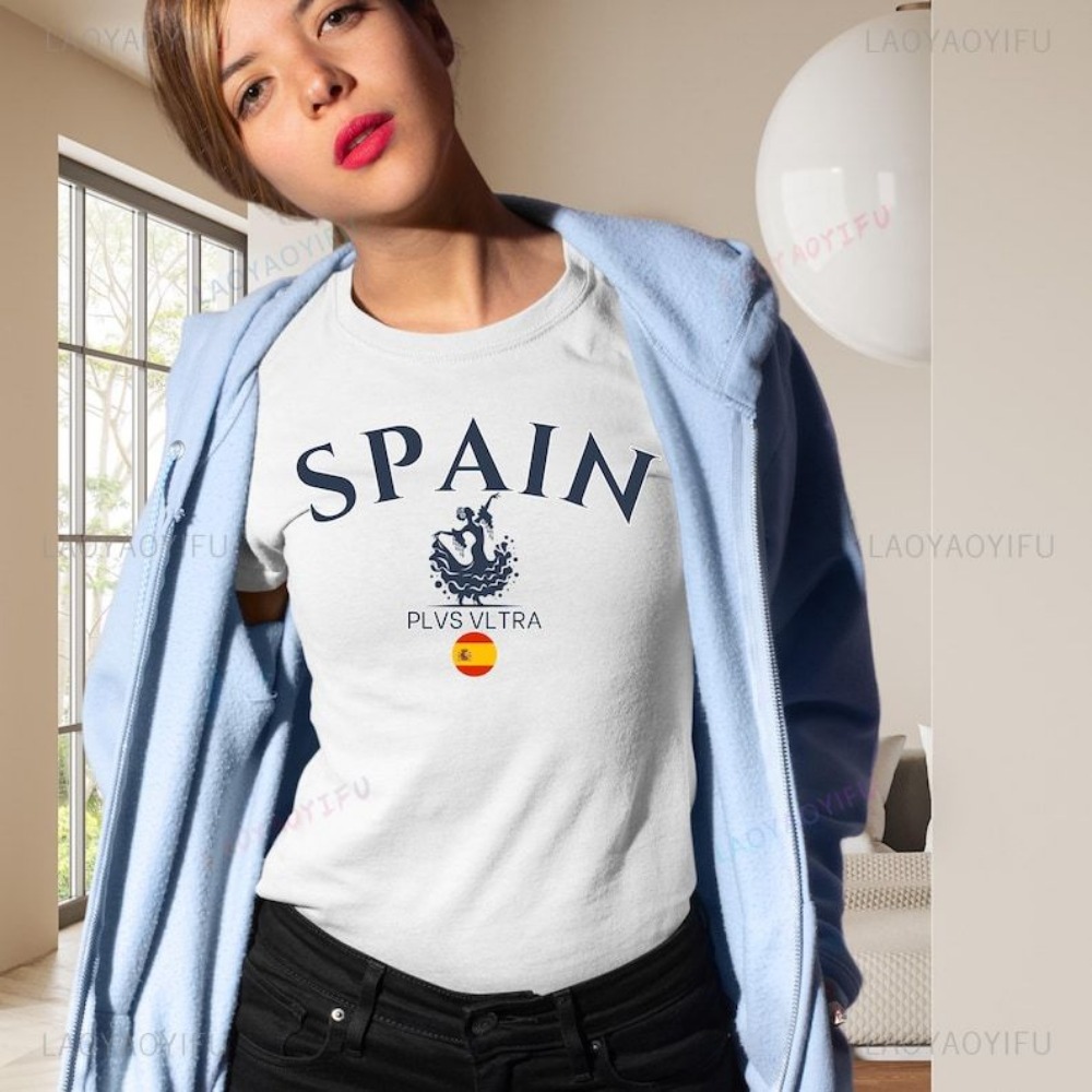 Camiseta Feminina com Estampa  - Street Fashion In Spain avaliação e preço