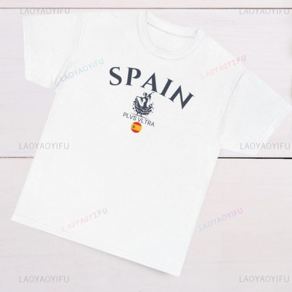 Camiseta Feminina com Estampa  - Street Fashion In Spain avaliação e preço