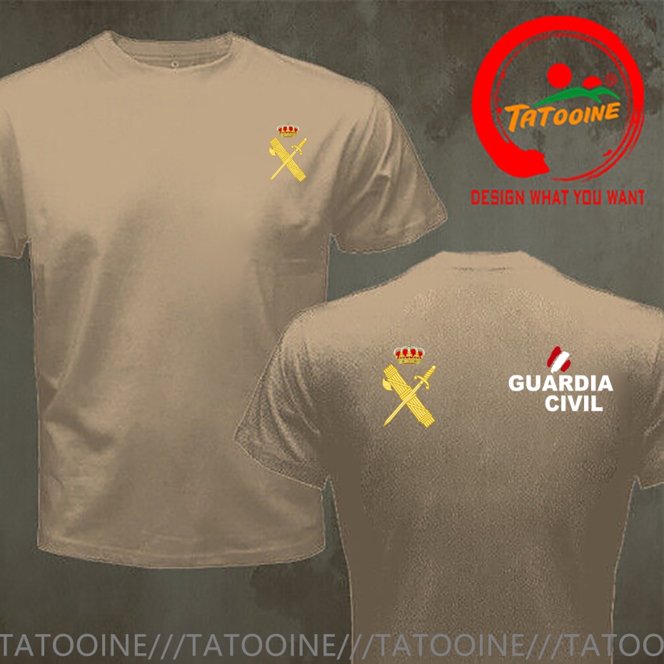 Camiseta com Emblema da Guarda - Street Fashion In Spain avaliação e preço